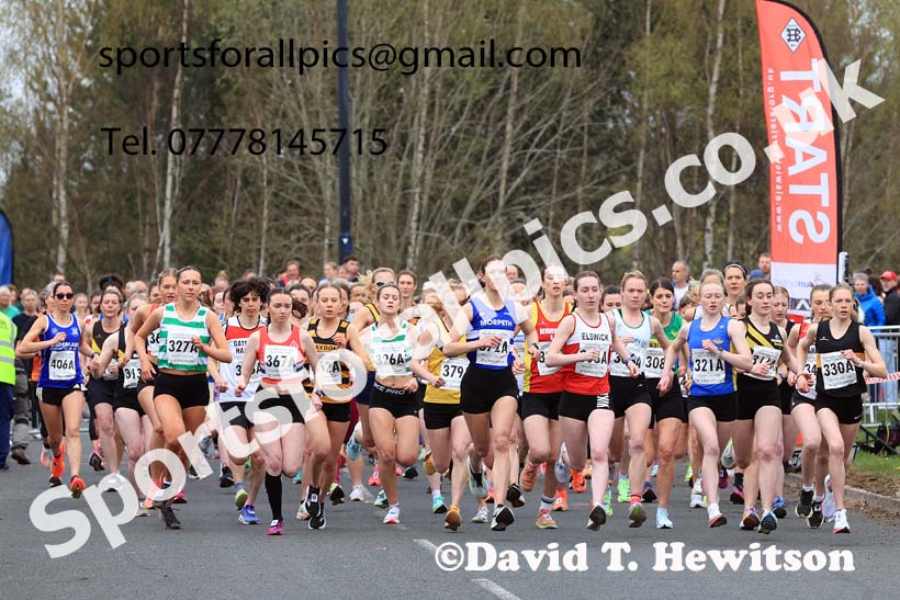 SSenior womens relay, 2025 Elswick Harriers Good Friday Road Relays, Newburn, Newcastle upon Tyne. Photo: David T. Hewitson/Sports for All Pics